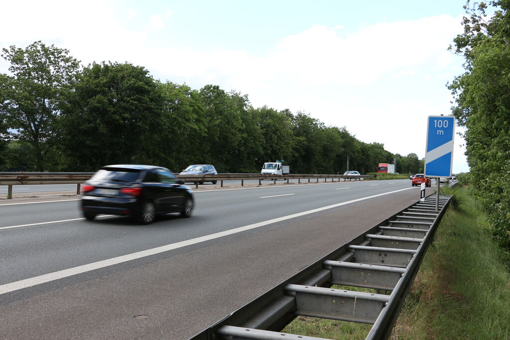 Die Autobahn 59 Ausfahrt Monheim/Langenfeld